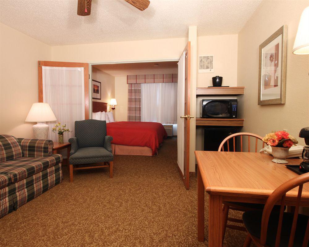 Country Inn & Suites By Radisson, Davenport, Ia Kamer foto