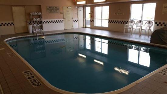 Country Inn & Suites By Radisson, Davenport, Ia Buitenkant foto